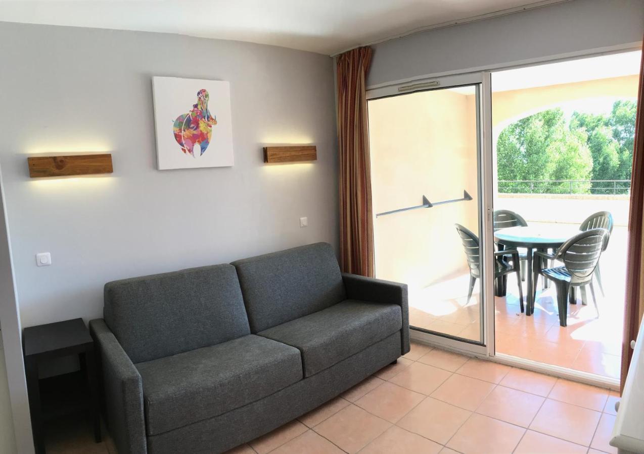Studio Sur Le Domaine Du Golf De Pont Royal Mallemort Exteriör bild